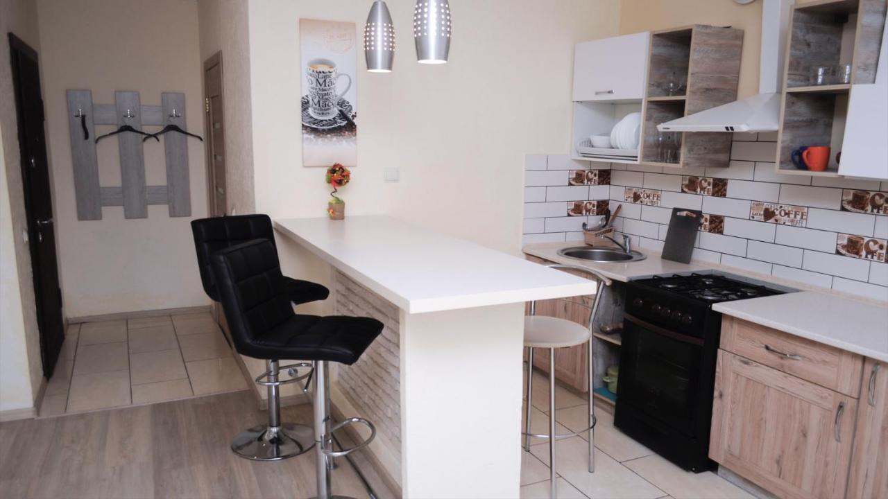 Залізнична 49 "Хочу Цю!" Apartment Ivano-Frankivsk Exterior photo